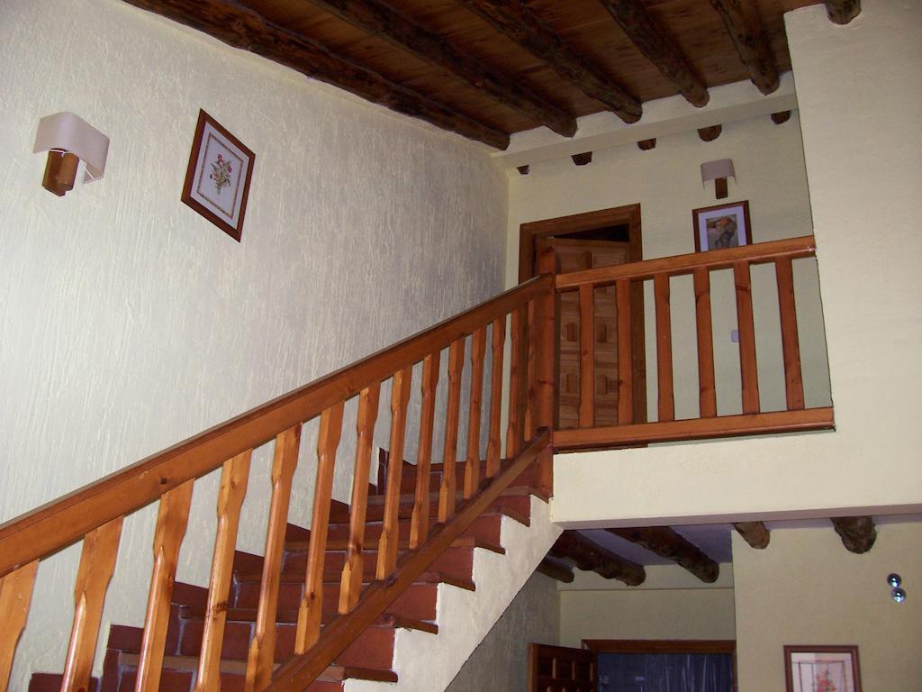 El Egio Pensionat Cervera de Buitrago Rum bild